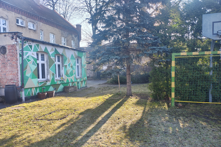 Budynek Domu na Skraju w Nowym Porcie.